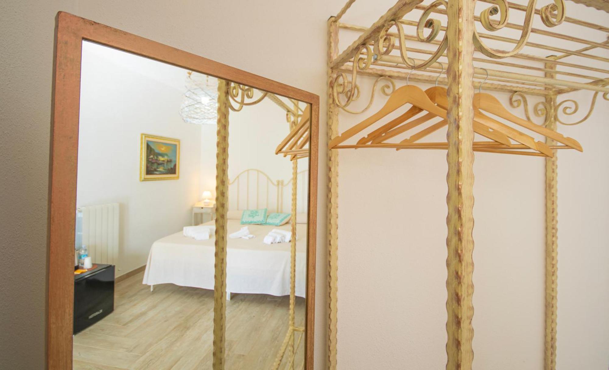 Hotel Essenza Di Mirto ラ・カレッタ 部屋 写真