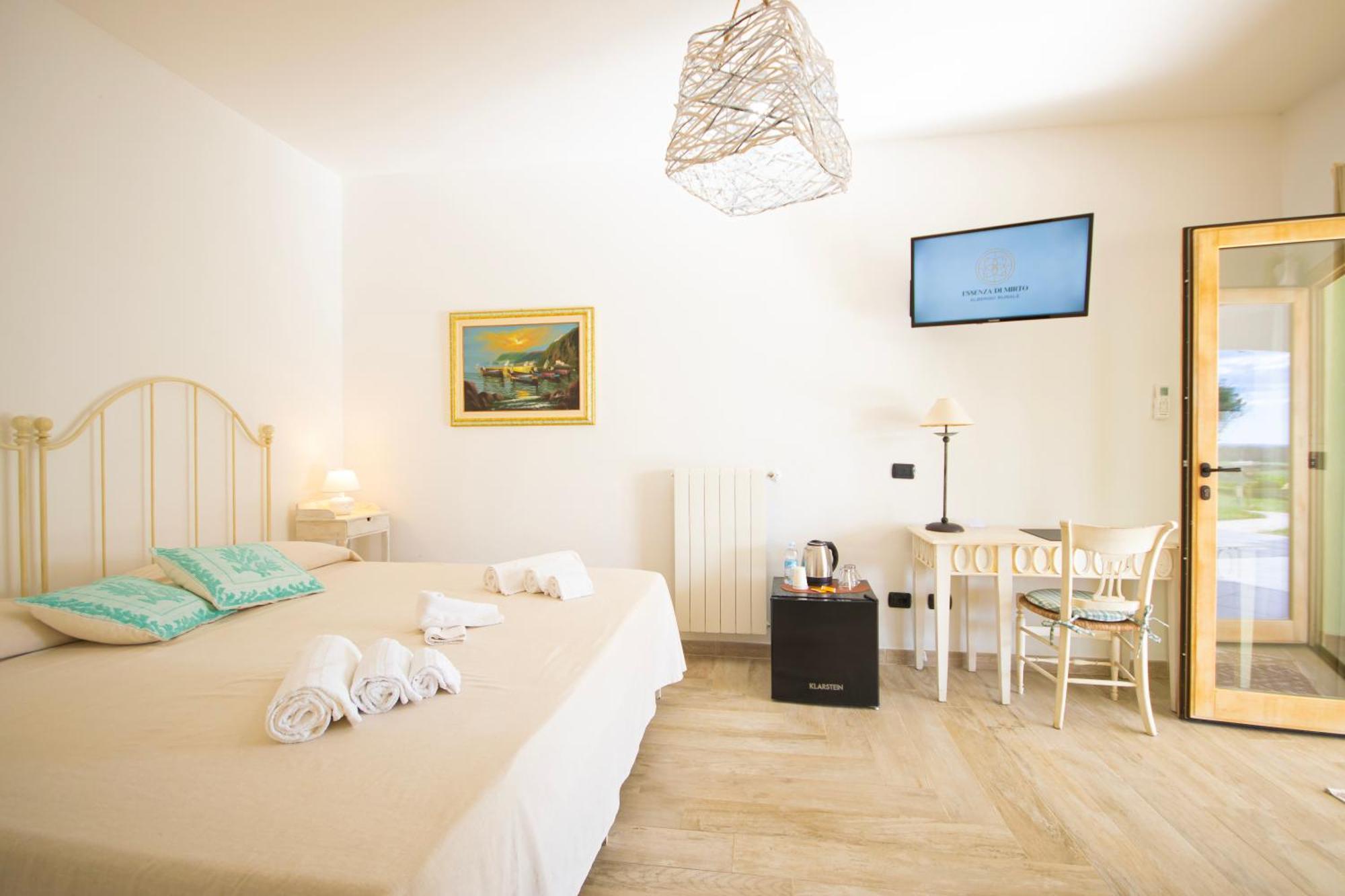 Hotel Essenza Di Mirto ラ・カレッタ エクステリア 写真