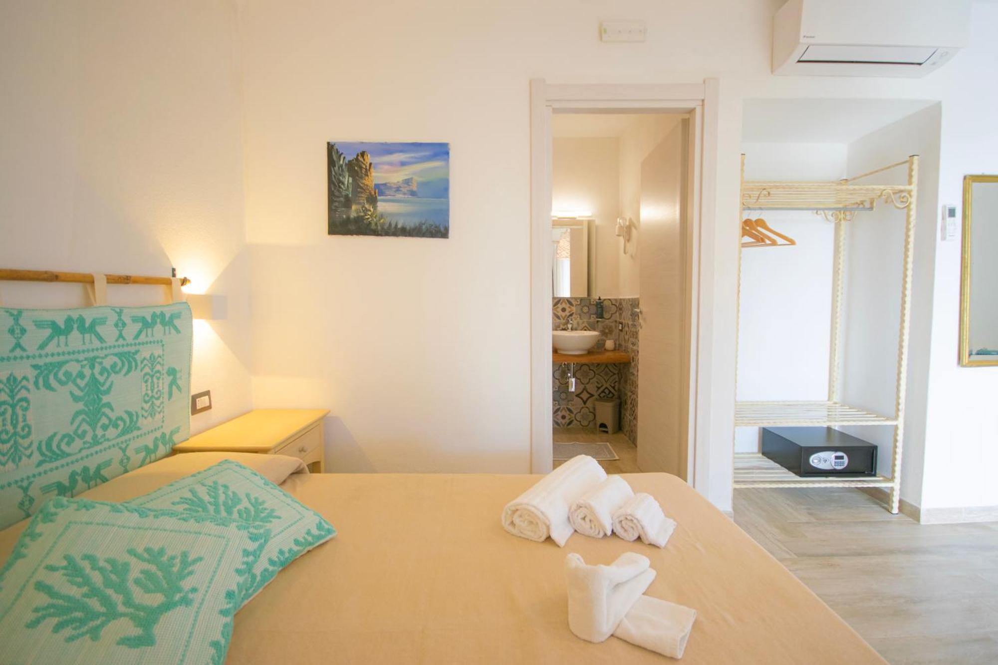 Hotel Essenza Di Mirto ラ・カレッタ 部屋 写真